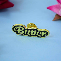 Metal Badge Pin – Stylish Single Piece with Random Design