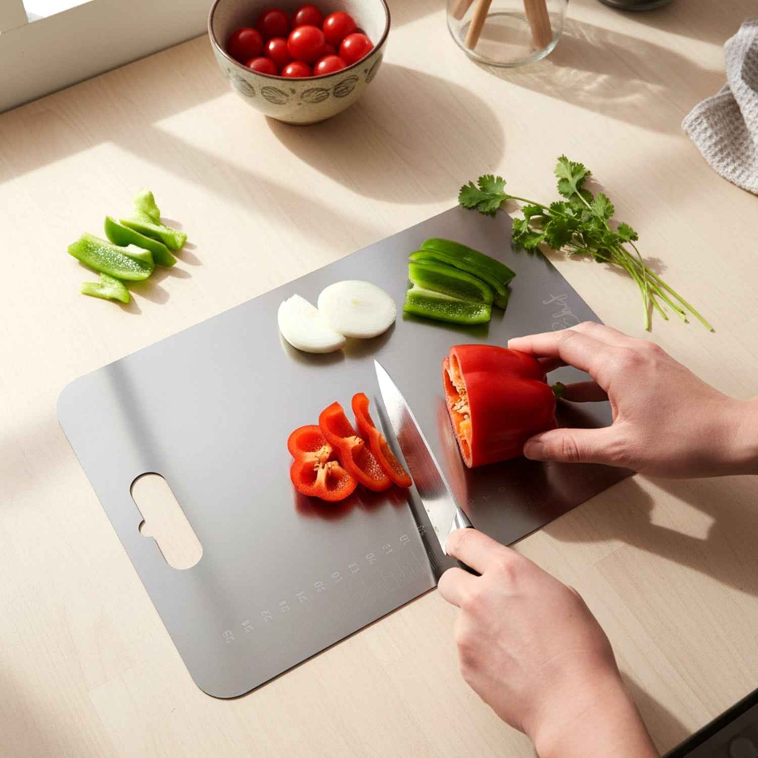 Large Stainless Steel Cutting Board – 31x20.5cm with Scale