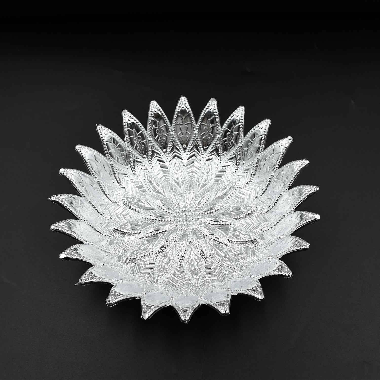 Silver Finish Serving Tray – Decorative Mukhwas & Dry Fruit Platter | Indo Glow