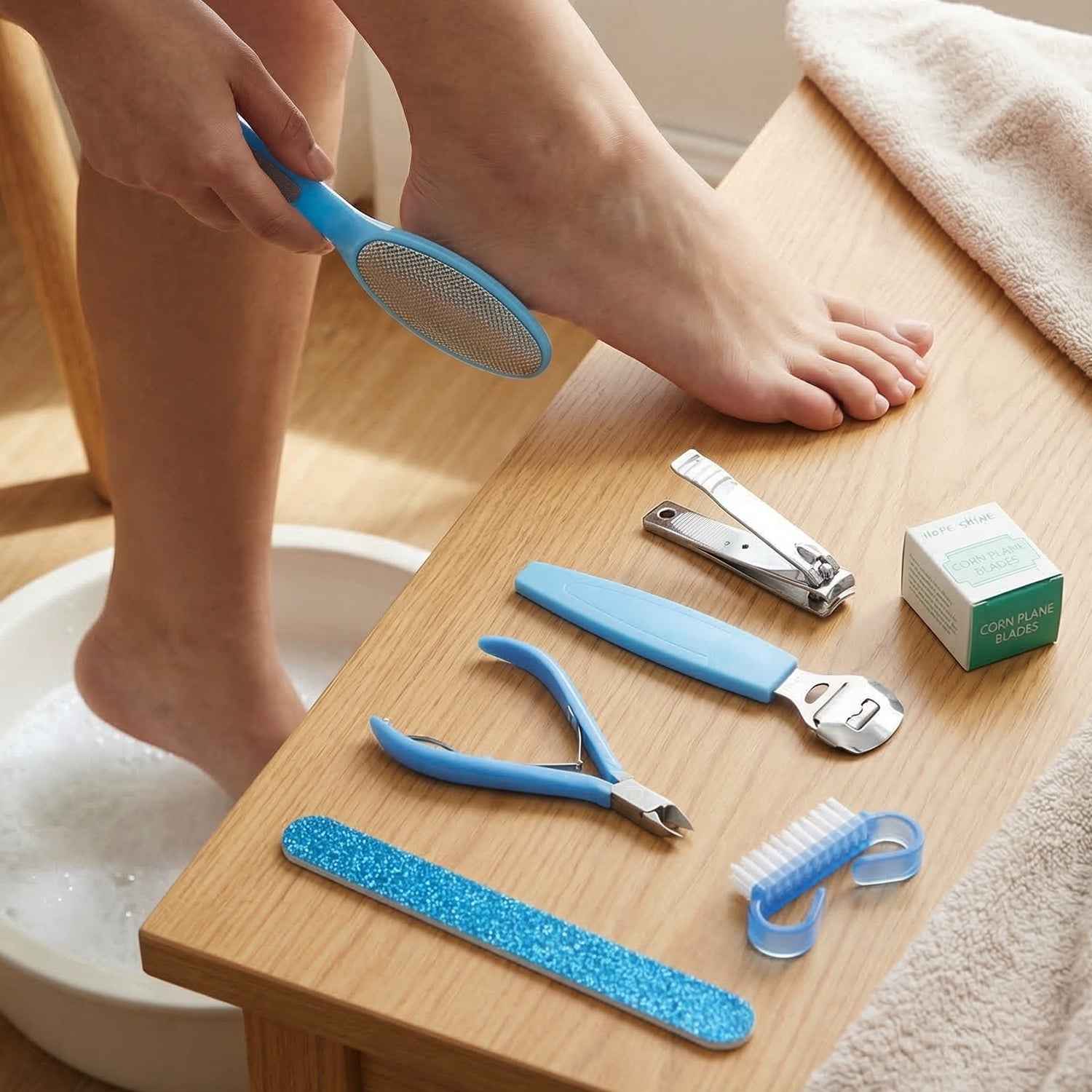 7 In 1 Pedicure Manicure Kit – Complete Foot & Nail Care Set