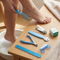 7 In 1 Pedicure Manicure Kit – Complete Foot & Nail Care Set