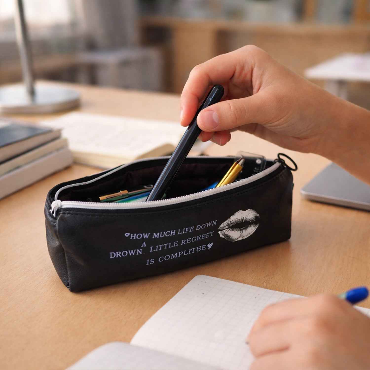 Stationery Organizer – Compact and Durable Pencil Pouch