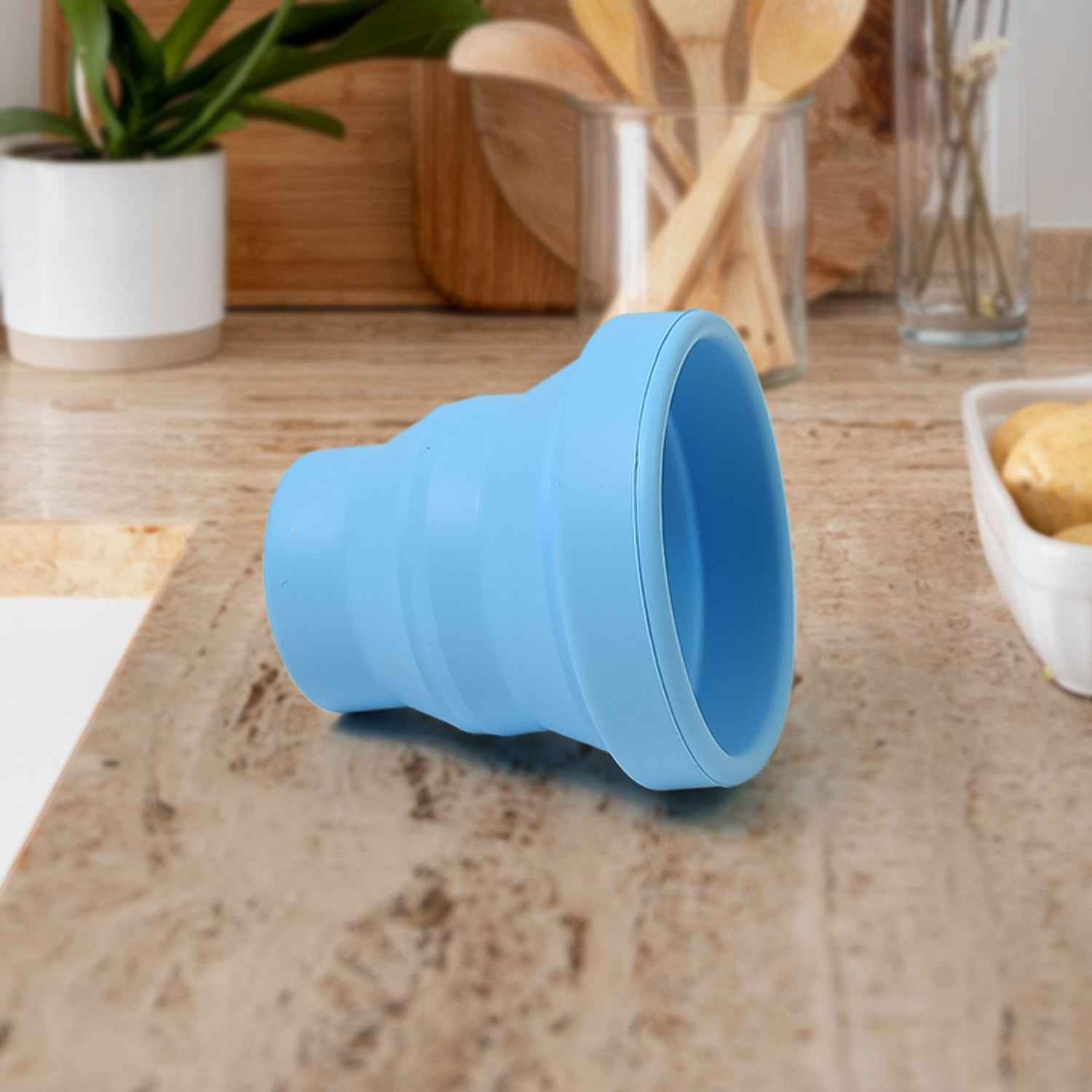 Foldable Silicone Travel Mug – Leakproof & BPA-Free | hydrozilla
