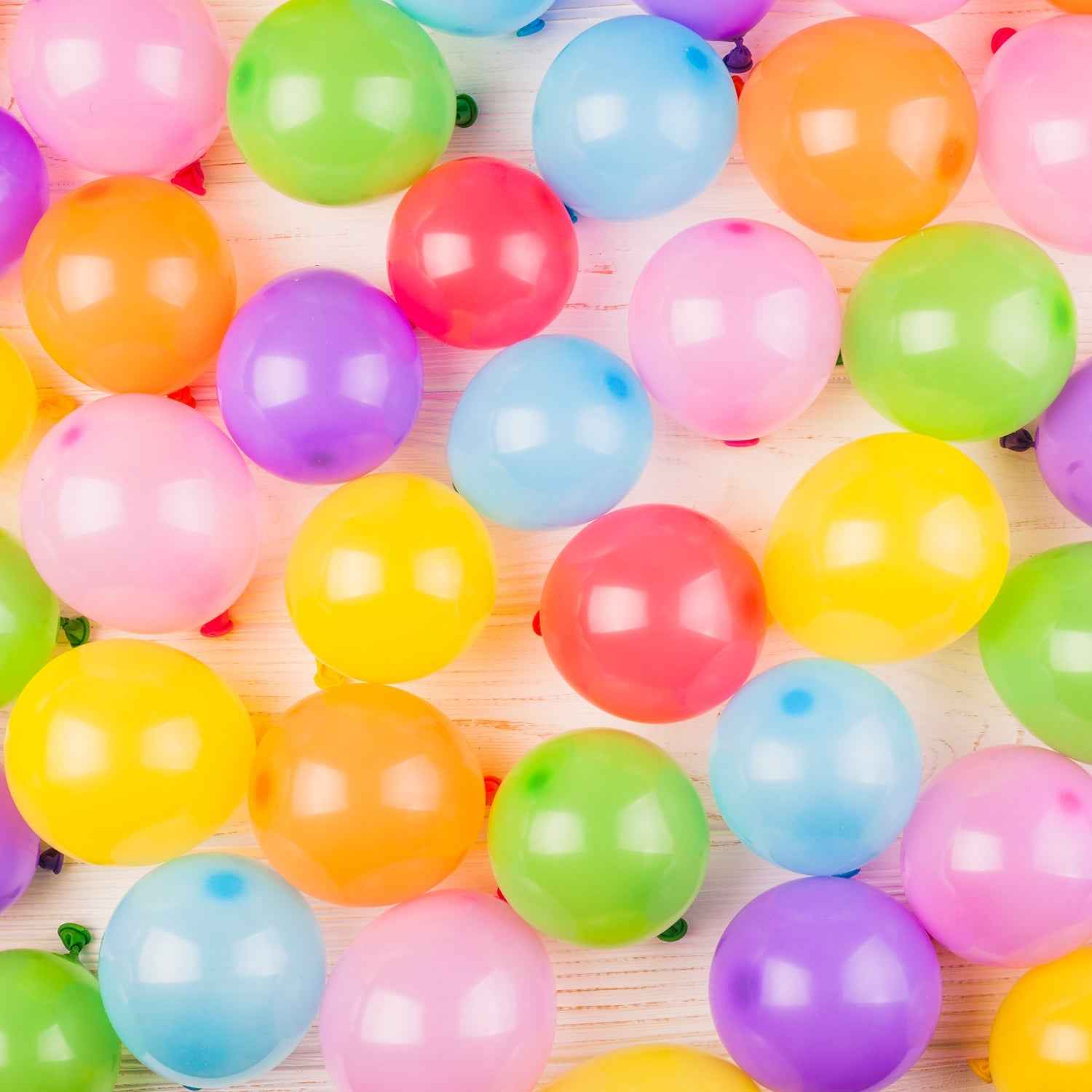 Party Balloons – 24 Pcs Multicolor Latex Set | Play & Move