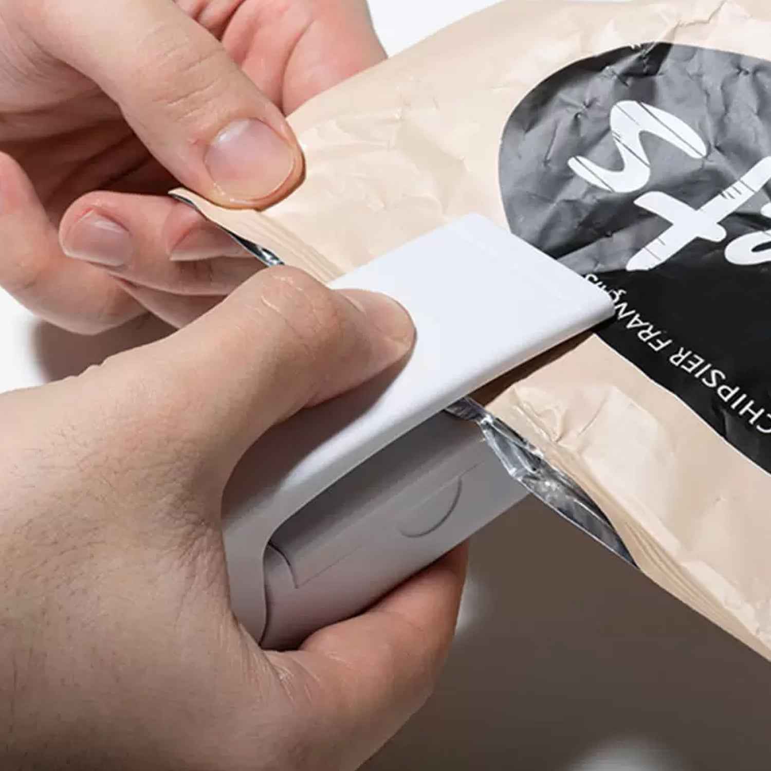Mini Heat Sealer Machine – Portable Battery Operated Bag Sealer