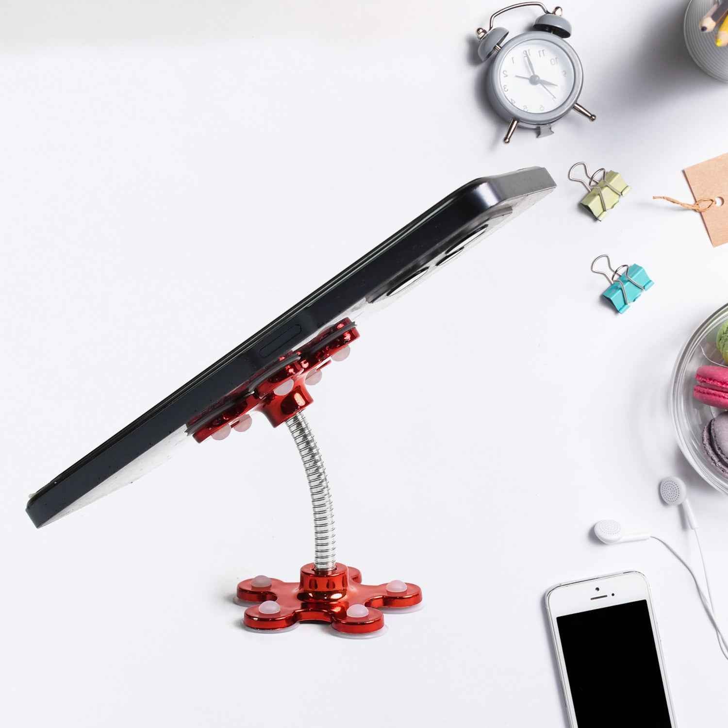 Car Phone Holder – 360° Rotatable Sucker Mount | Gambit