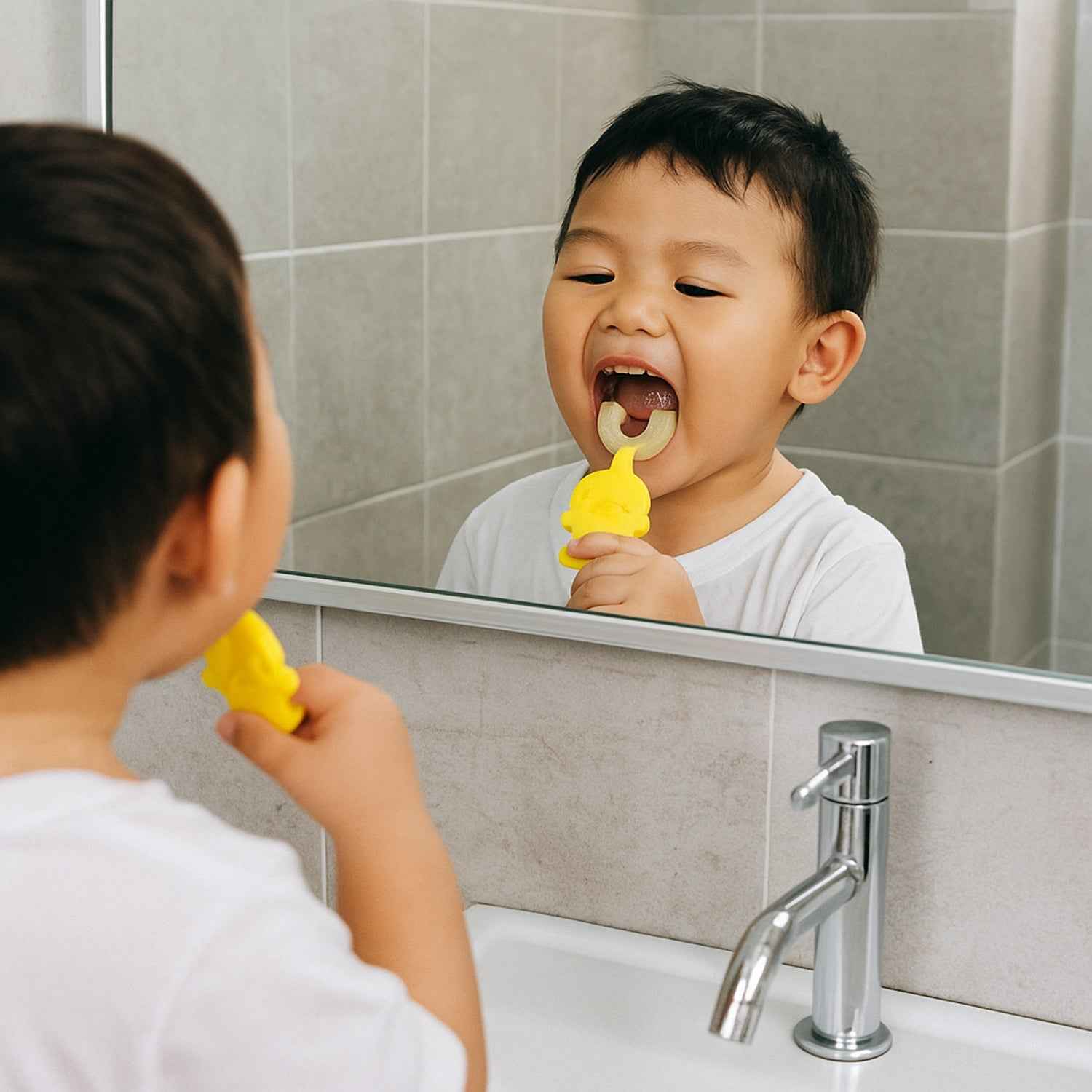 Baby Toothbrush – Cute Duck U-Shape Soft Silicone 360° Brush