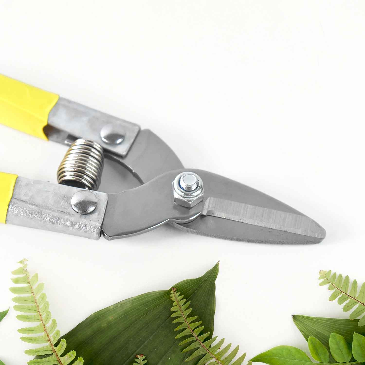 Precision Micro Garden Snip – Sharp Small Pruning Scissor
