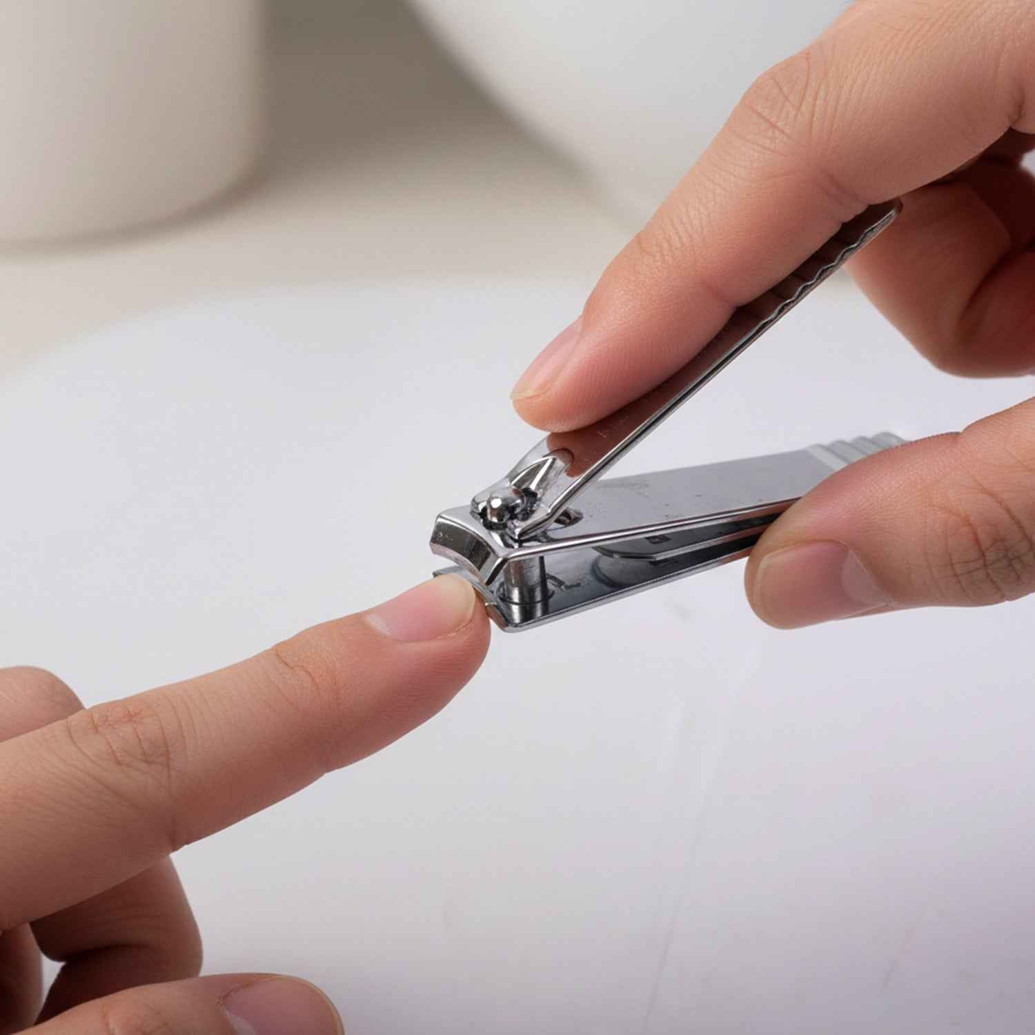 Premium Nail Care Grooming Kit – 6 in 1 Manicure Pedicure Set