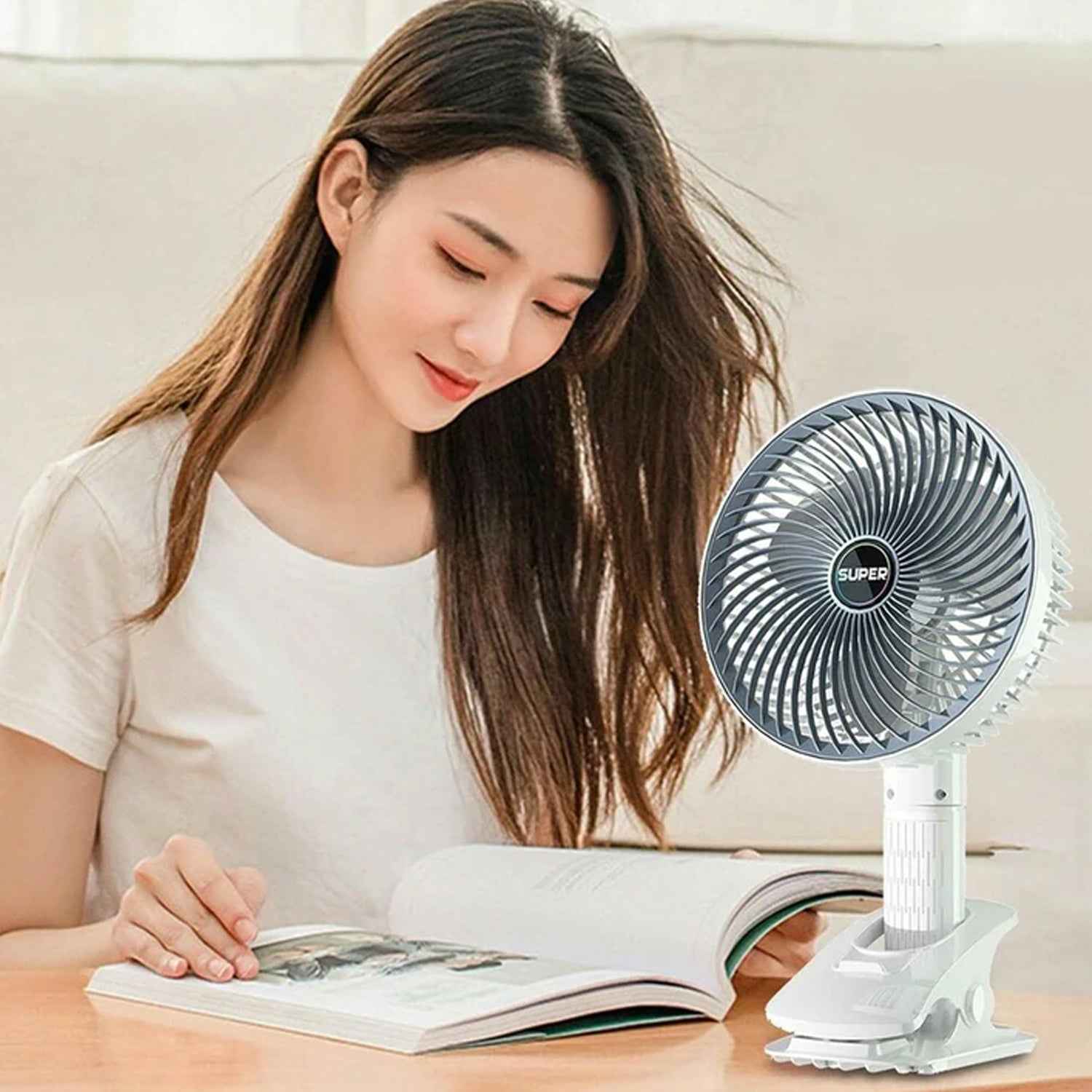 Portable USB Fan – Compact, Plug and Play Cooling