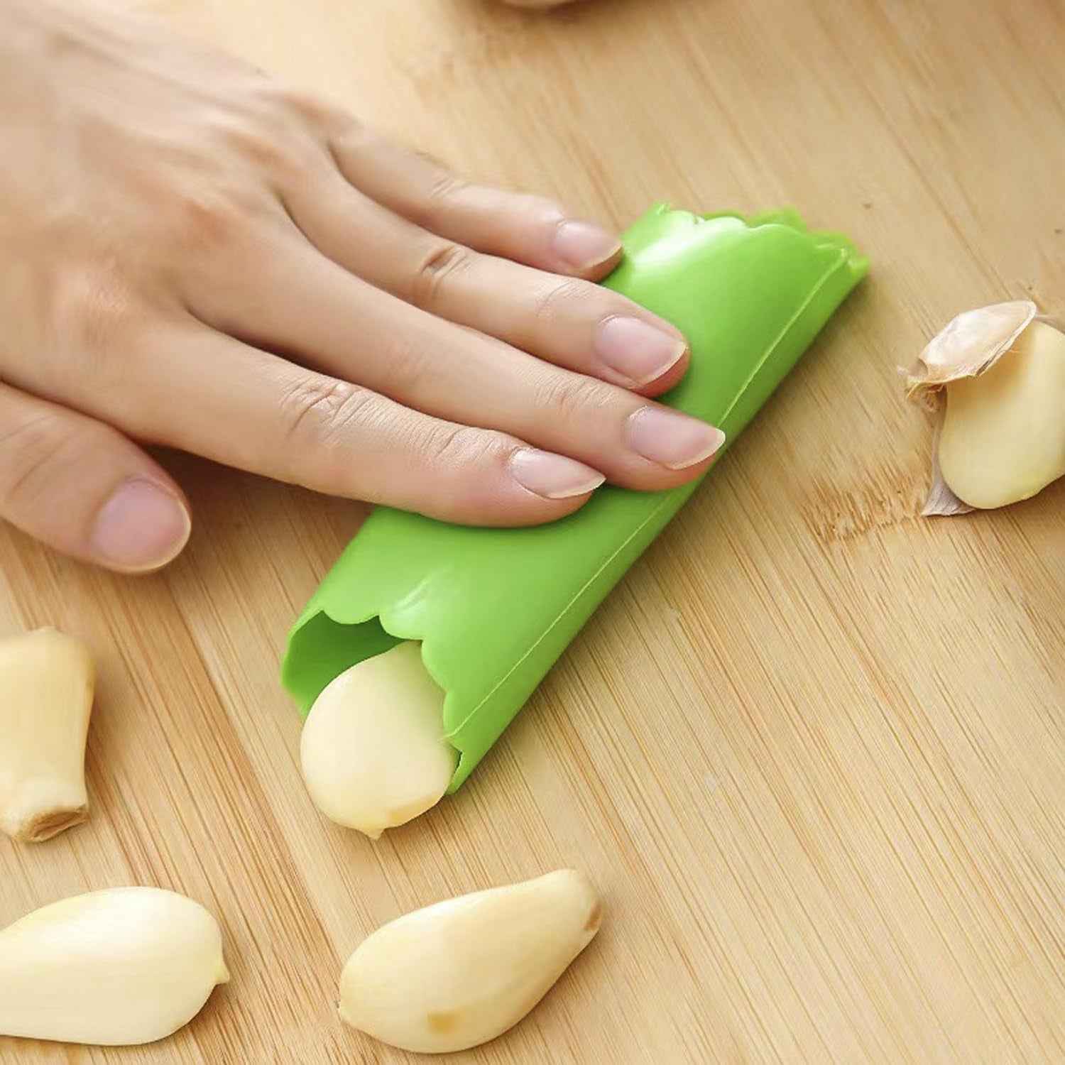 Silicone Garlic Peeler Tube – Quick & Hands-Free Garlic Skin Removal