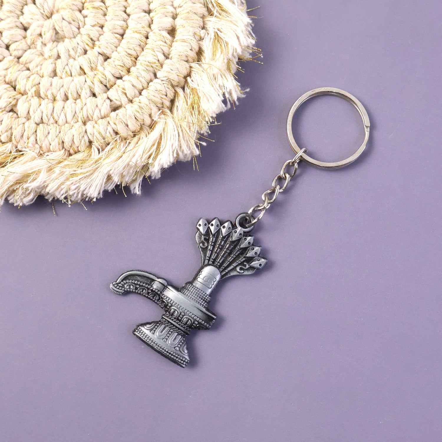Shiva Lingam Metal Keychain – Durable Spiritual Accessory