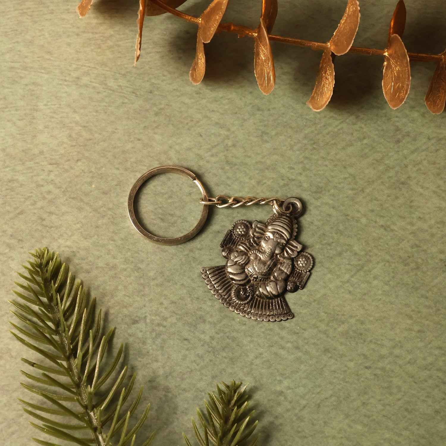 Lord Ganesha Keychain – Durable Metal Devotional Accessory