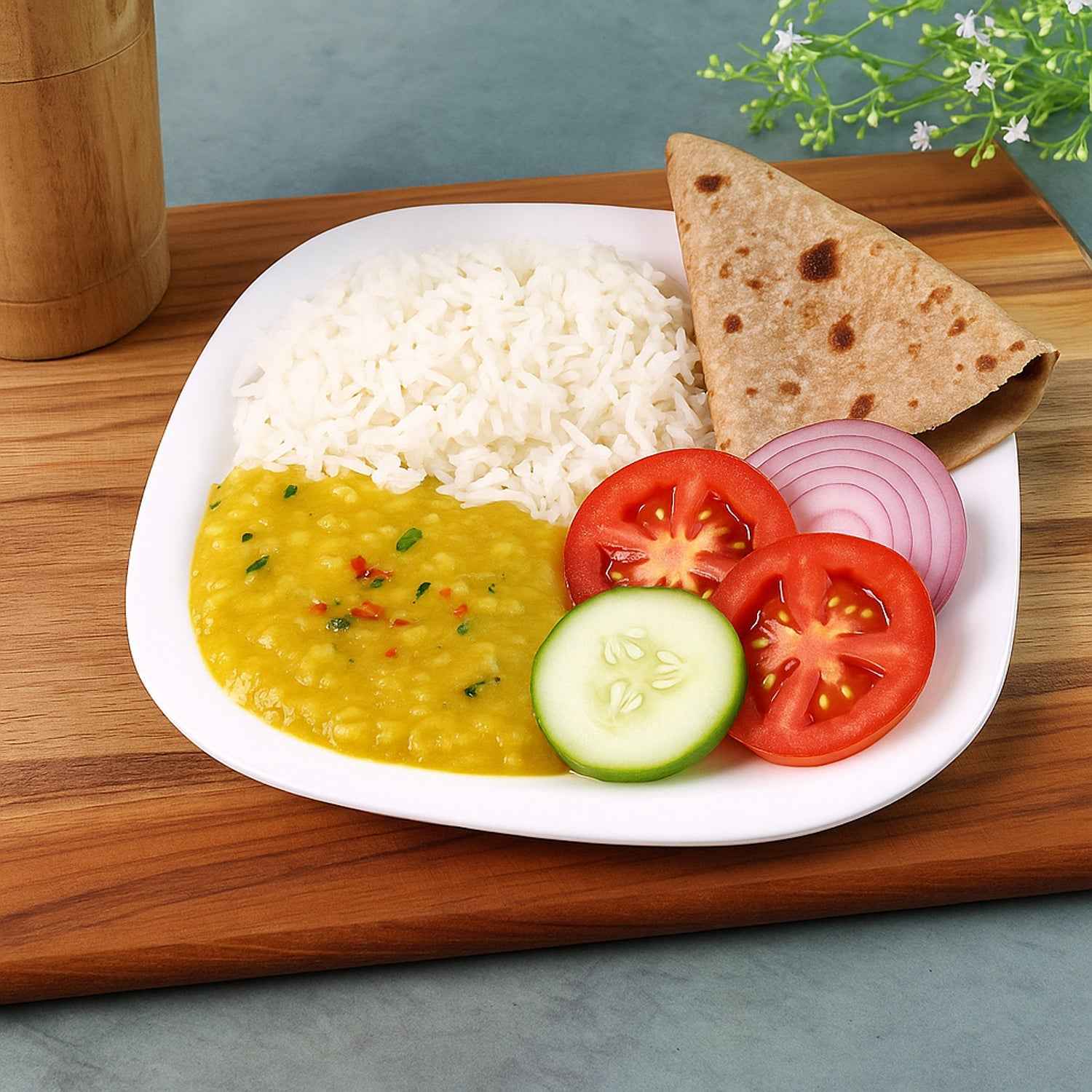 Square Dinner Plate 28 cm – Durable, Heat-Resistant White Plate