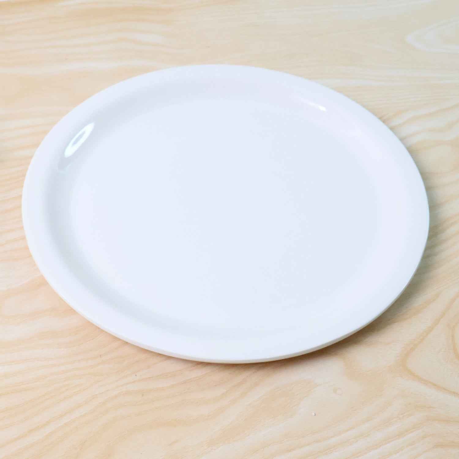 Round Dinner Plate 28cm – Durable & Heat-Resistant Serving Plate