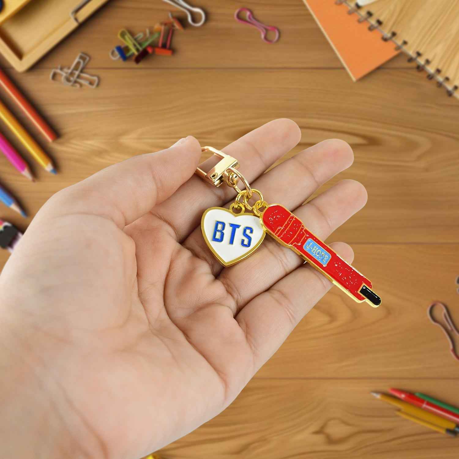 Acrylic Keychains – Cute & Durable Mixed Designs