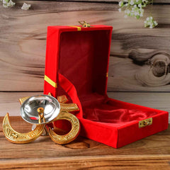 Om Symbol Brass Oil Diya – Elegant Spiritual Puja Lamp