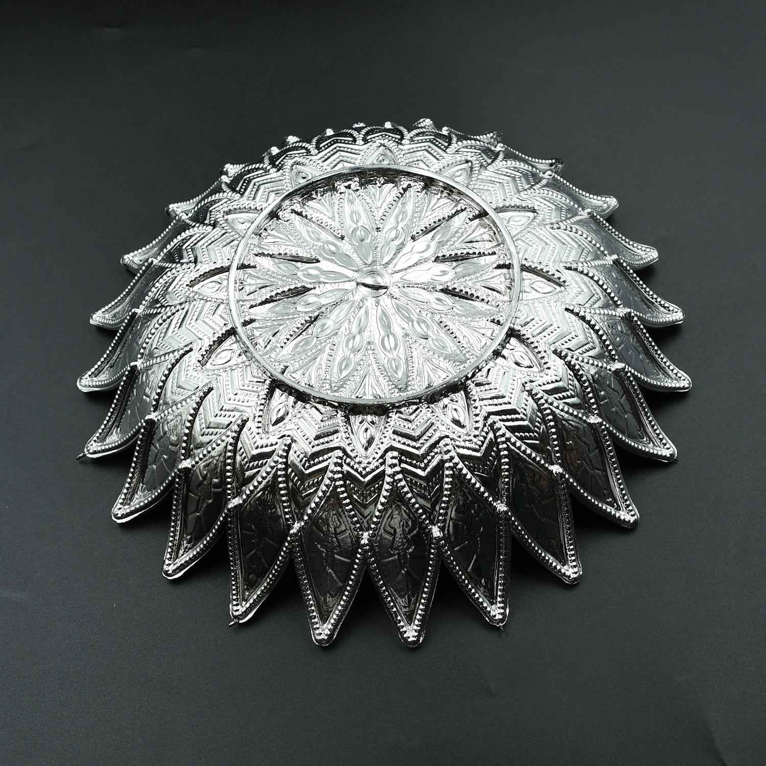 Silver Finish Serving Tray – Decorative Mukhwas & Dry Fruit Platter | Indo Glow