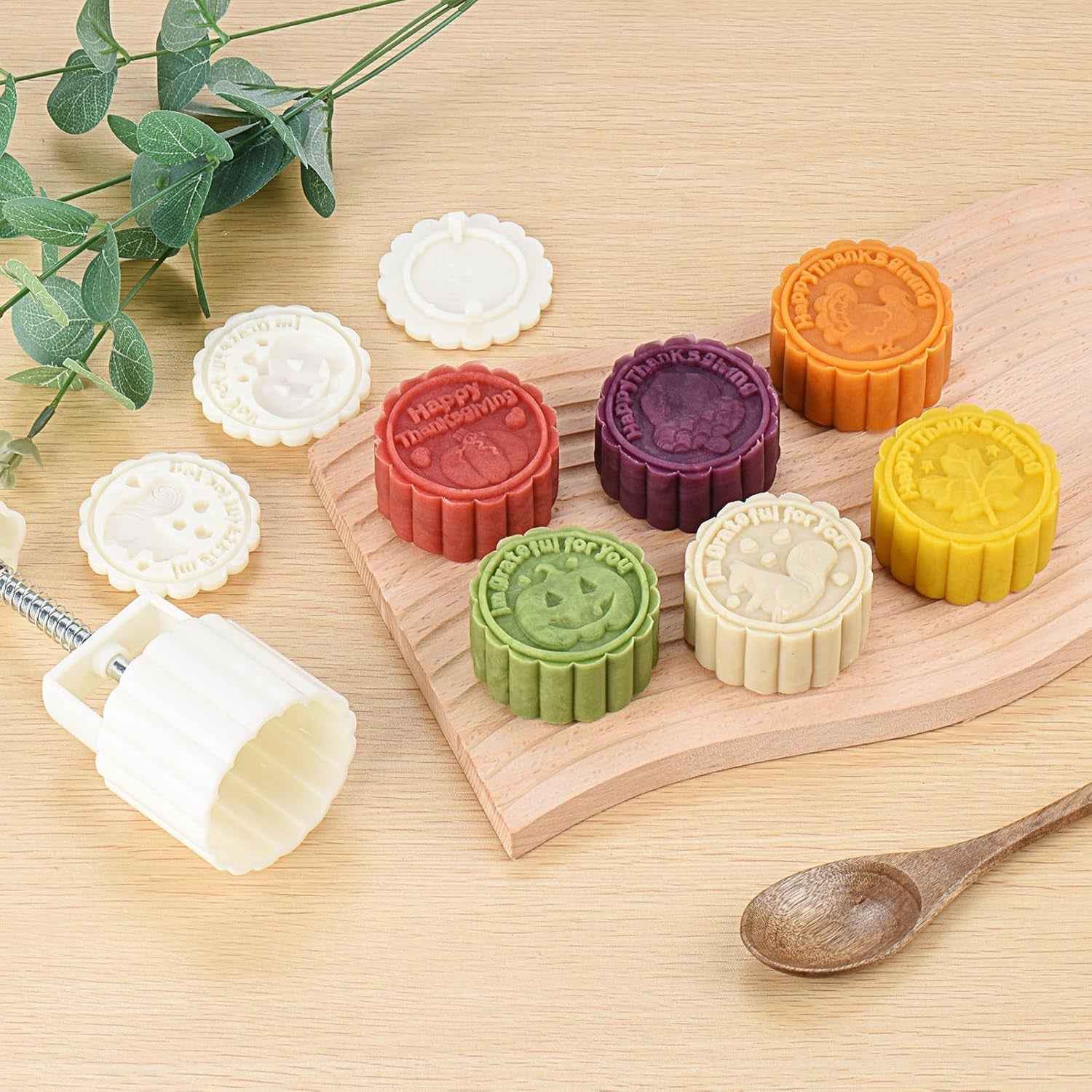 Mooncake Press Mold – 4 Floral Stamps for Perfect Baking