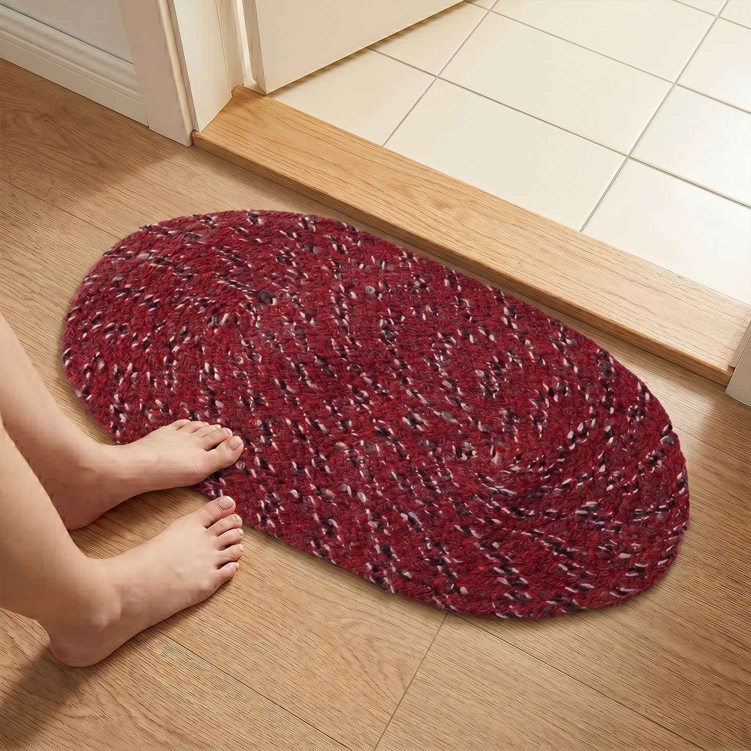 Red Oval Non-Slip Floor Mat Ð Durable & Soft for Indoor Use
