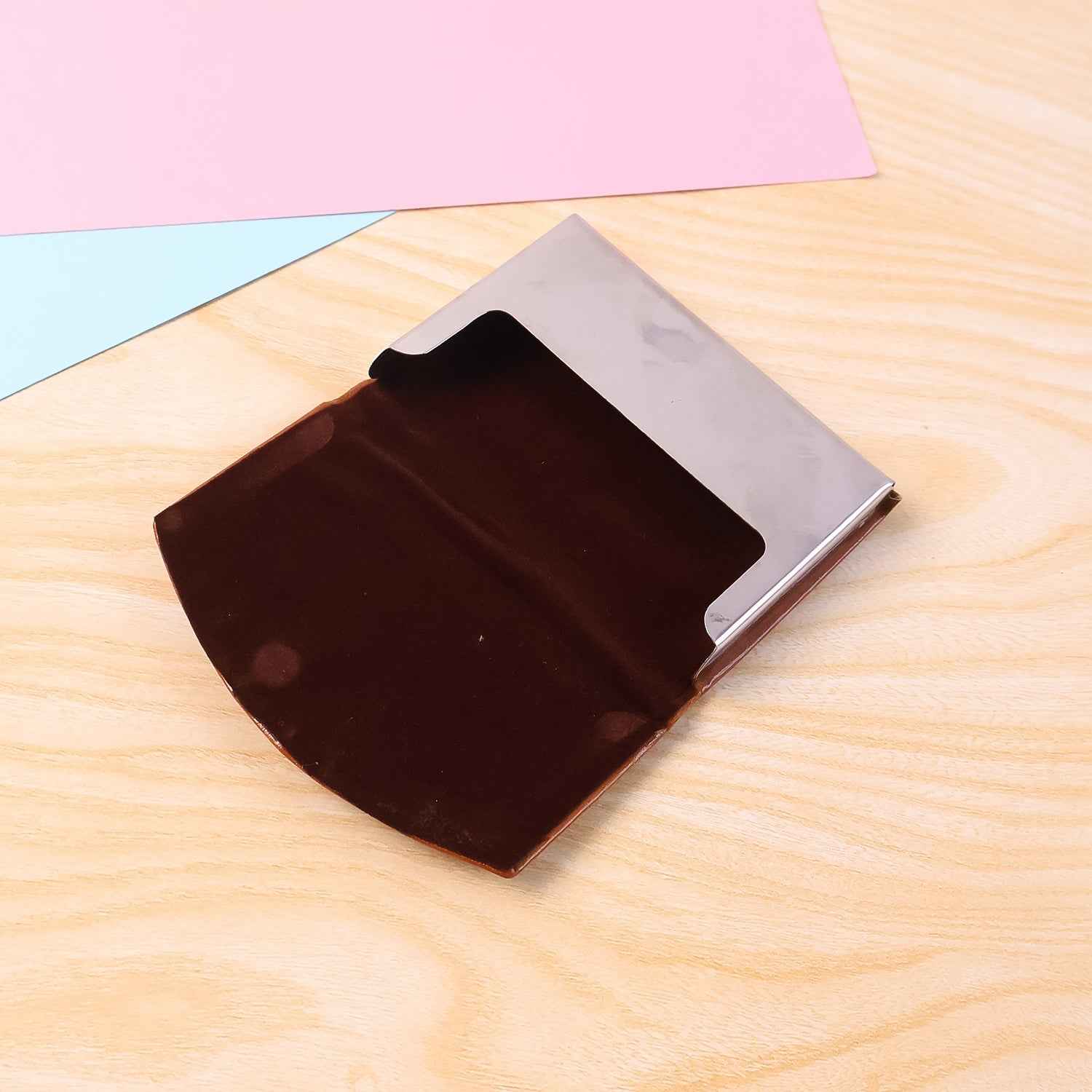 Leather Business Card Holder – Slim Magnetic Closure Case
