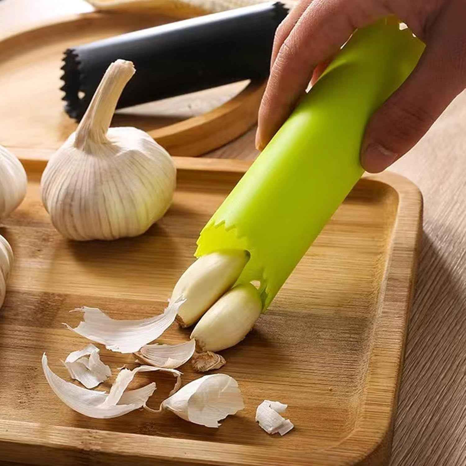 Silicone Garlic Peeler Tube – Quick & Hands-Free Garlic Skin Removal