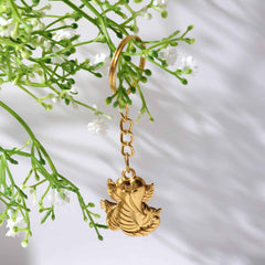 Ganesh Keychain – Durable Golden Leaf Design Accessory