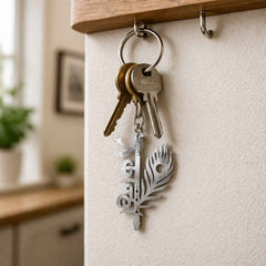 Kanha Metal Keychain – Elegant Lord Krishna Design for Daily Use