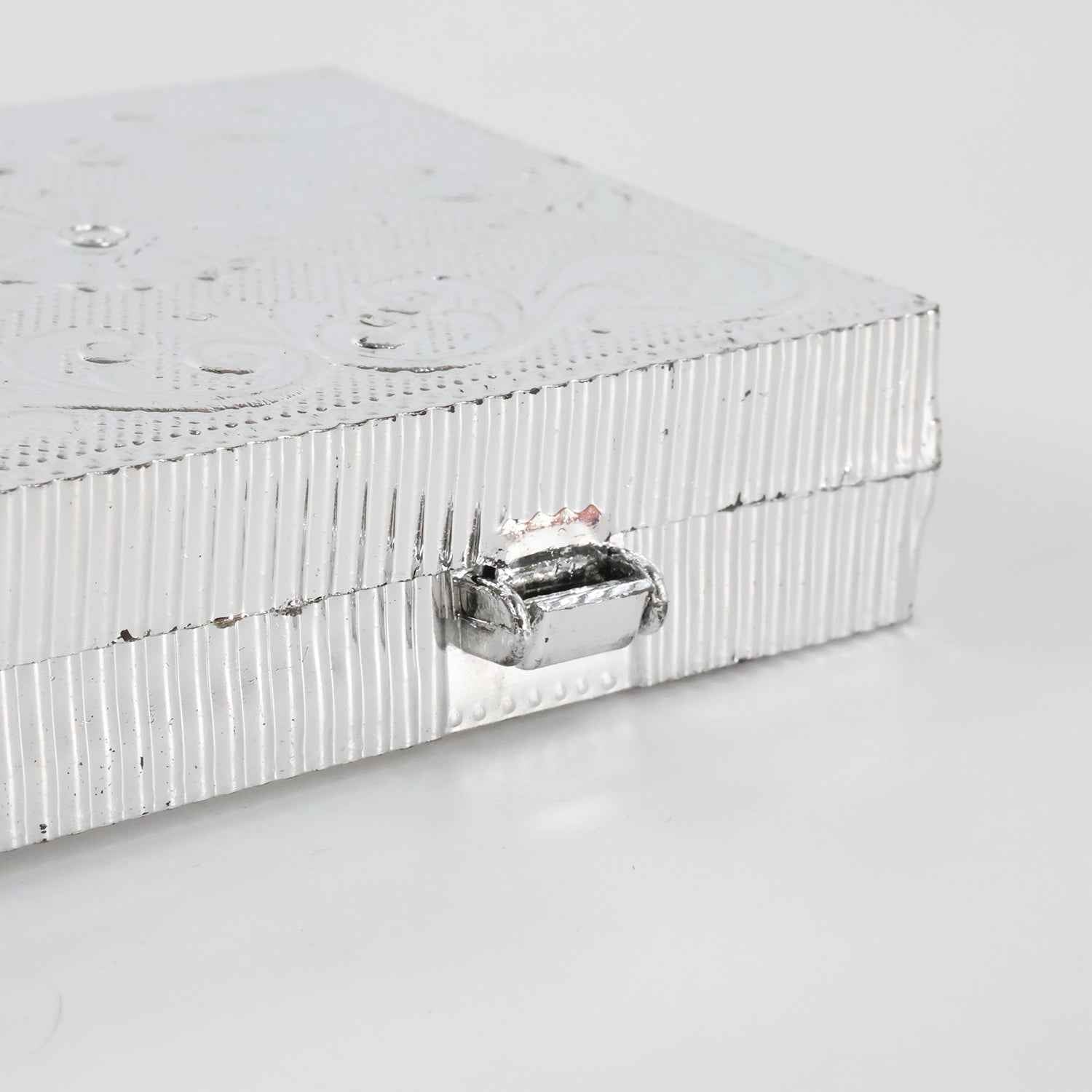 Decorative Multipurpose Silver Cash Box – Stylish 20x9cm Gift Case