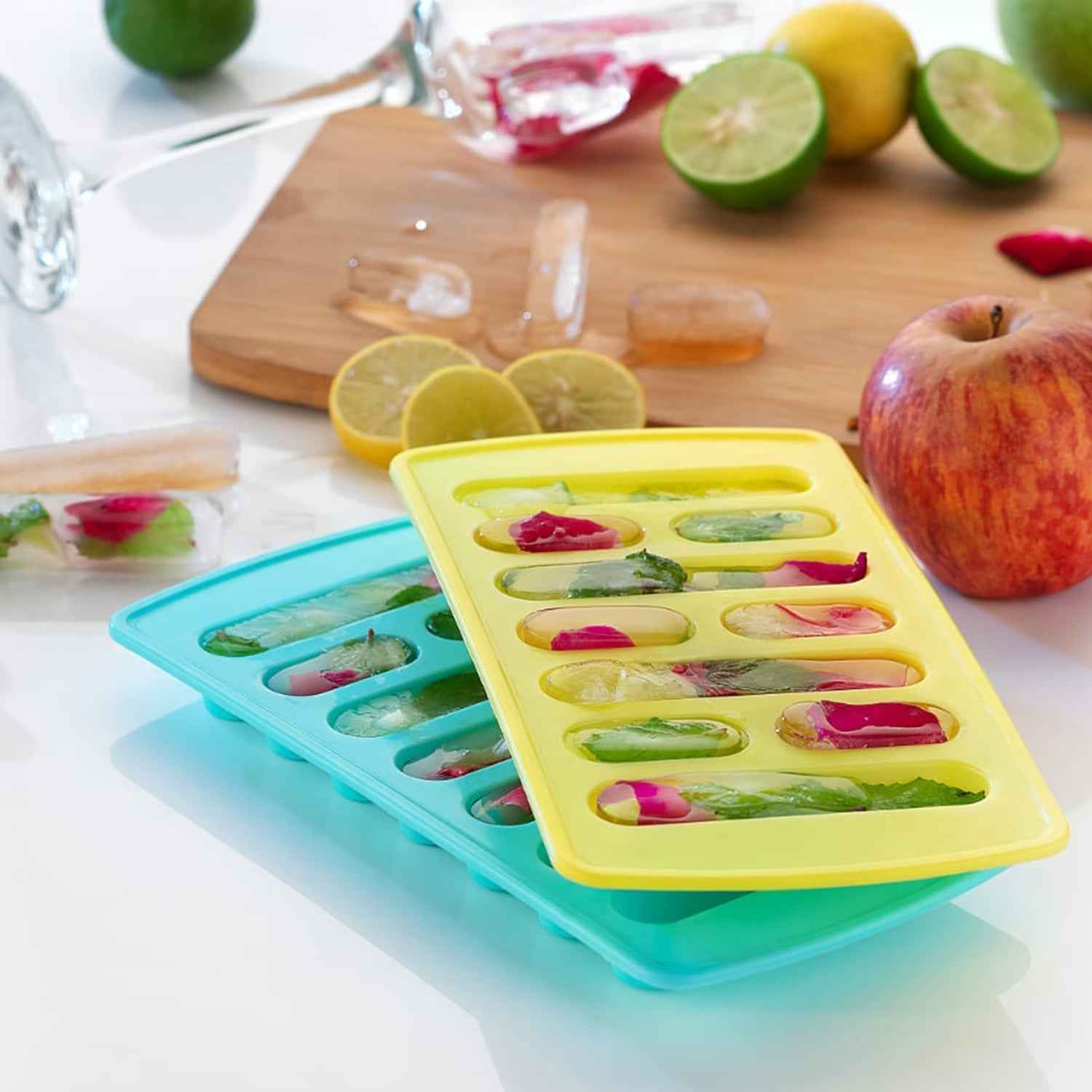 Ice Tray Set Ð Lightweight & Easy to Use for Quick Ice Making
