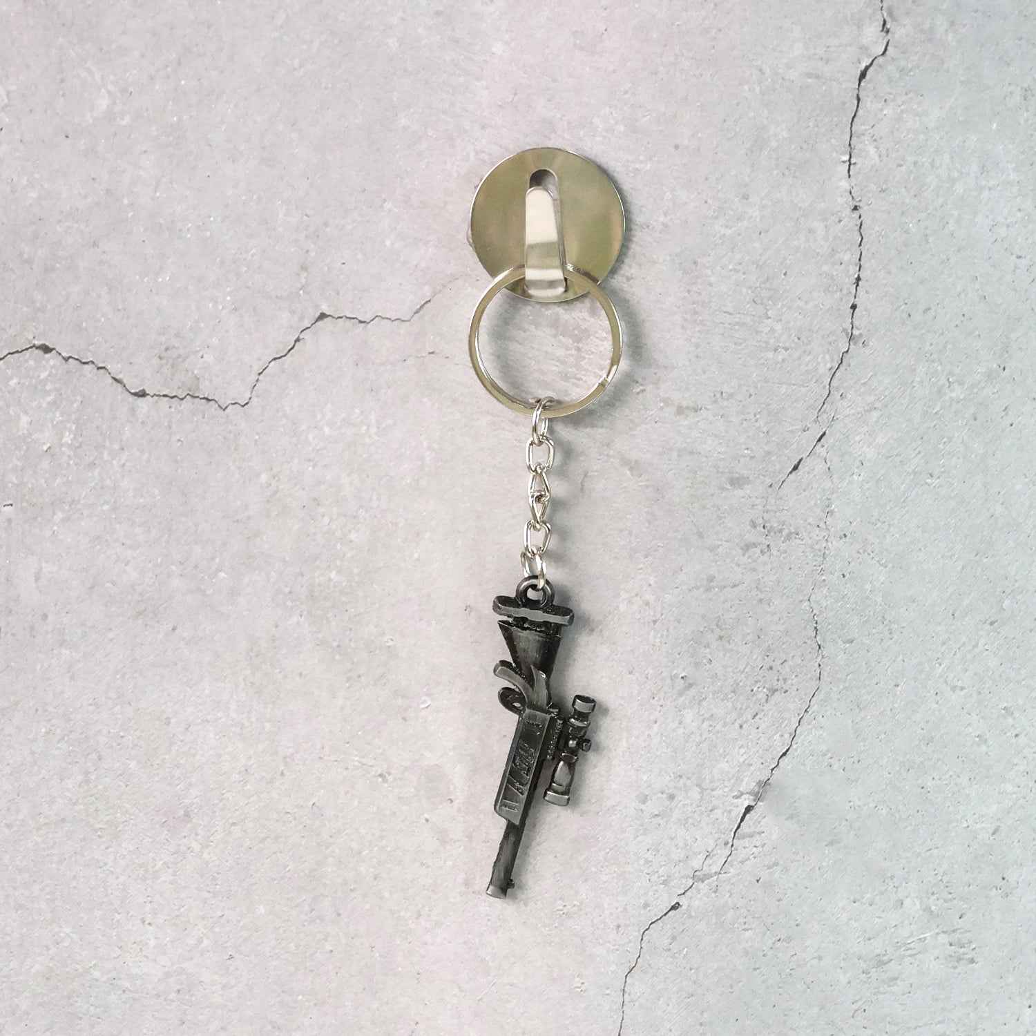 Metal Rifle Gun Keychain – Durable & Stylish Weapon-Inspired Accessory