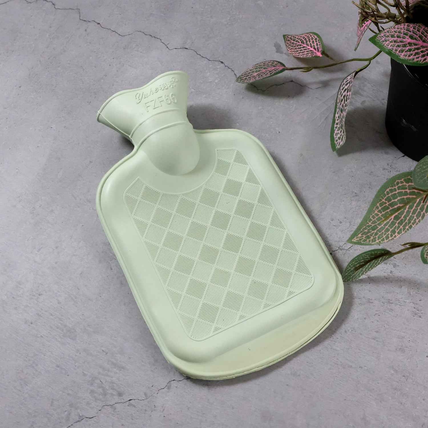 Hot Water Bag 19x11 cm – Durable Pain Relief and Relaxation