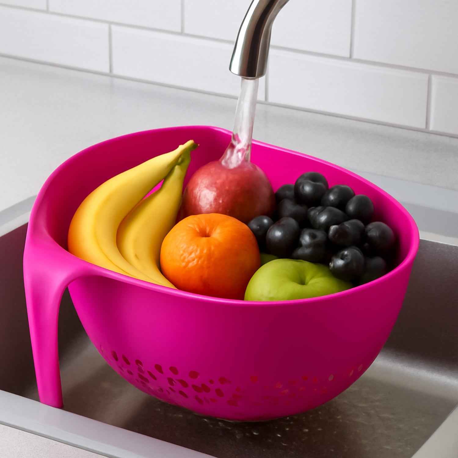 Triangular Kitchen Colander – Ergonomic Handle & Quick Drainage