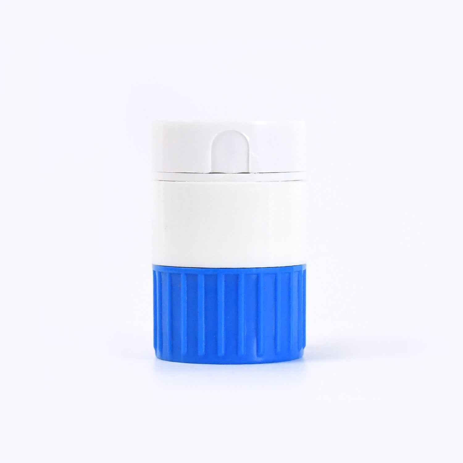 Portable medicine cutter and crusher device, ideal for travel and daily use.
