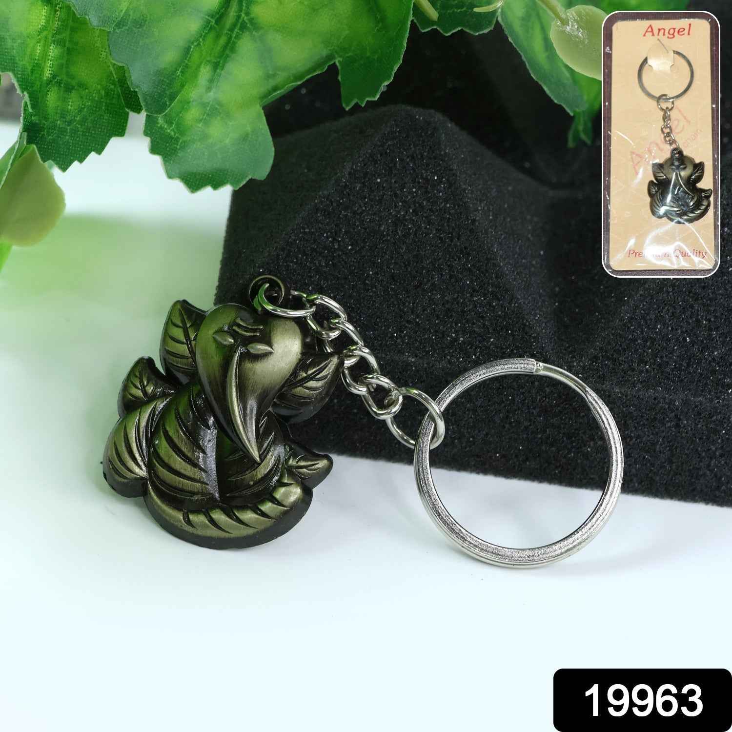 Ganesh Face Antique Black Metal Keychain – Durable Spiritual Charm