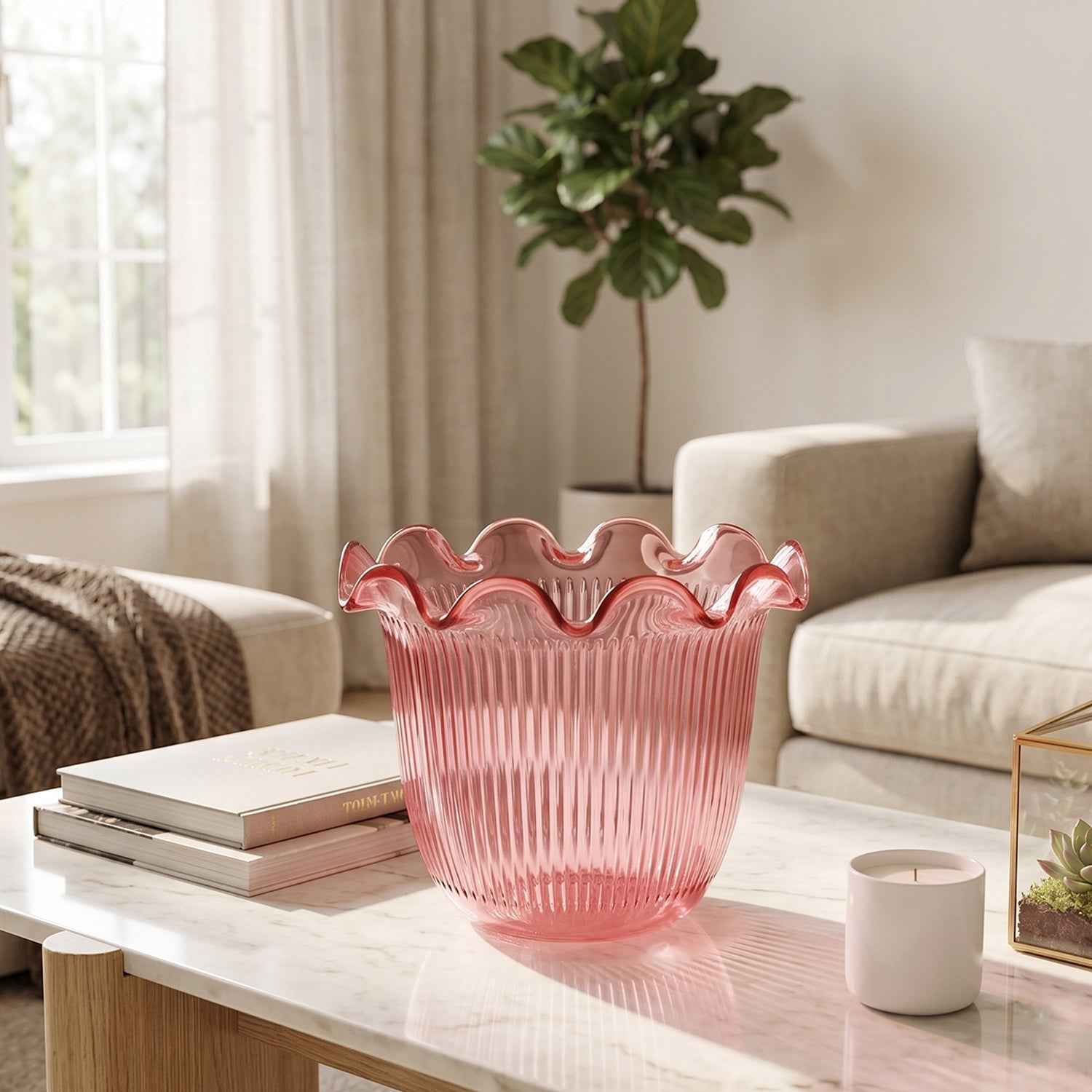 Decorative Ruffled Flower Pot Planter Vase Ð Versatile Home Decor