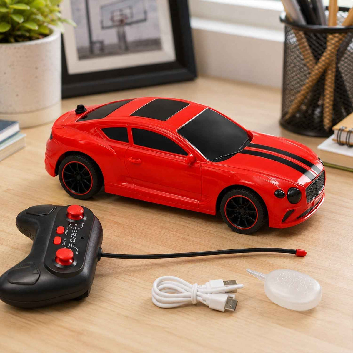 High-Speed Remote Control Sports Car Ð Durable, Bright Lights & Quick Movements