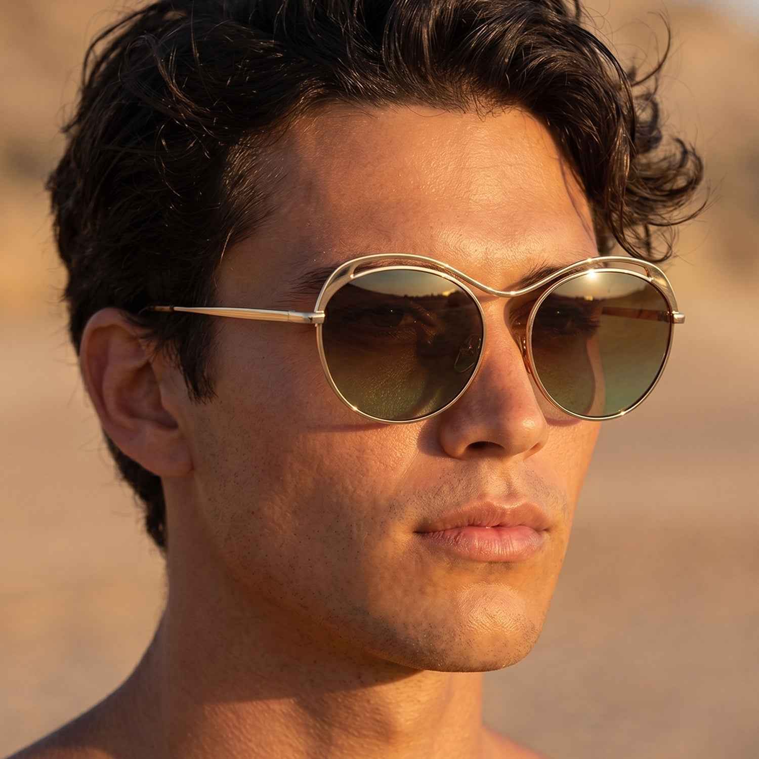 Fashion Sunglasses Ð Trendy Metal Frame with Mirrored Lenses