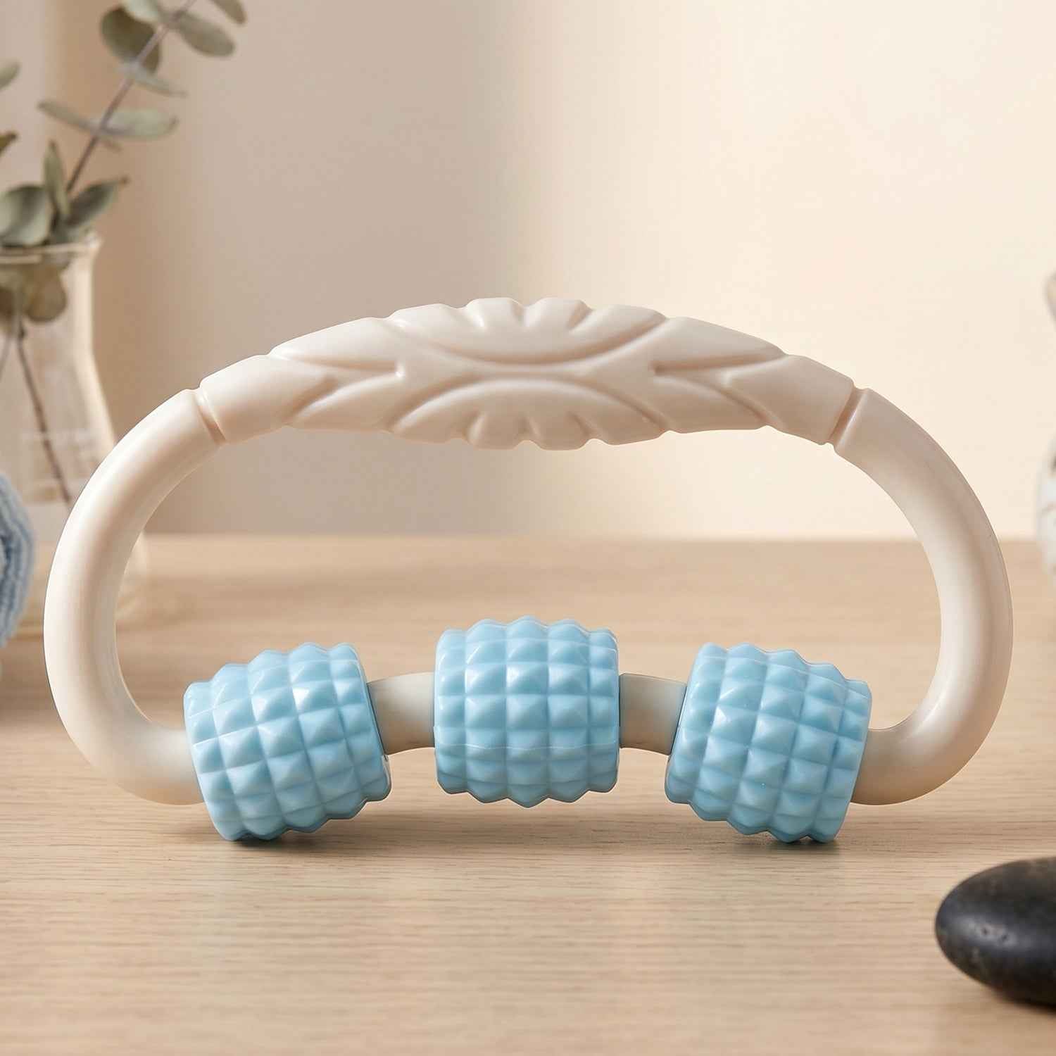 Muscle Relief Roller Ð Handheld Body Massager for Relaxation and Recovery