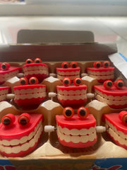 Funny walking teeth toy