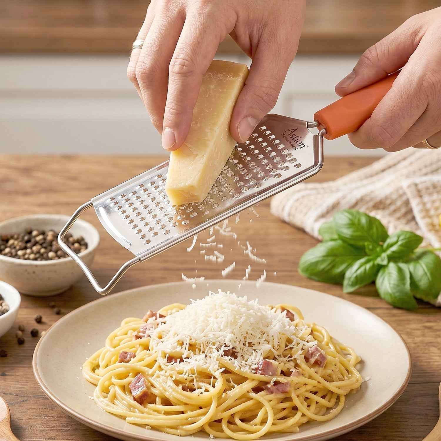 Kitchen Grater Ð Multipurpose Stainless Steel Design for Easy Food Prep