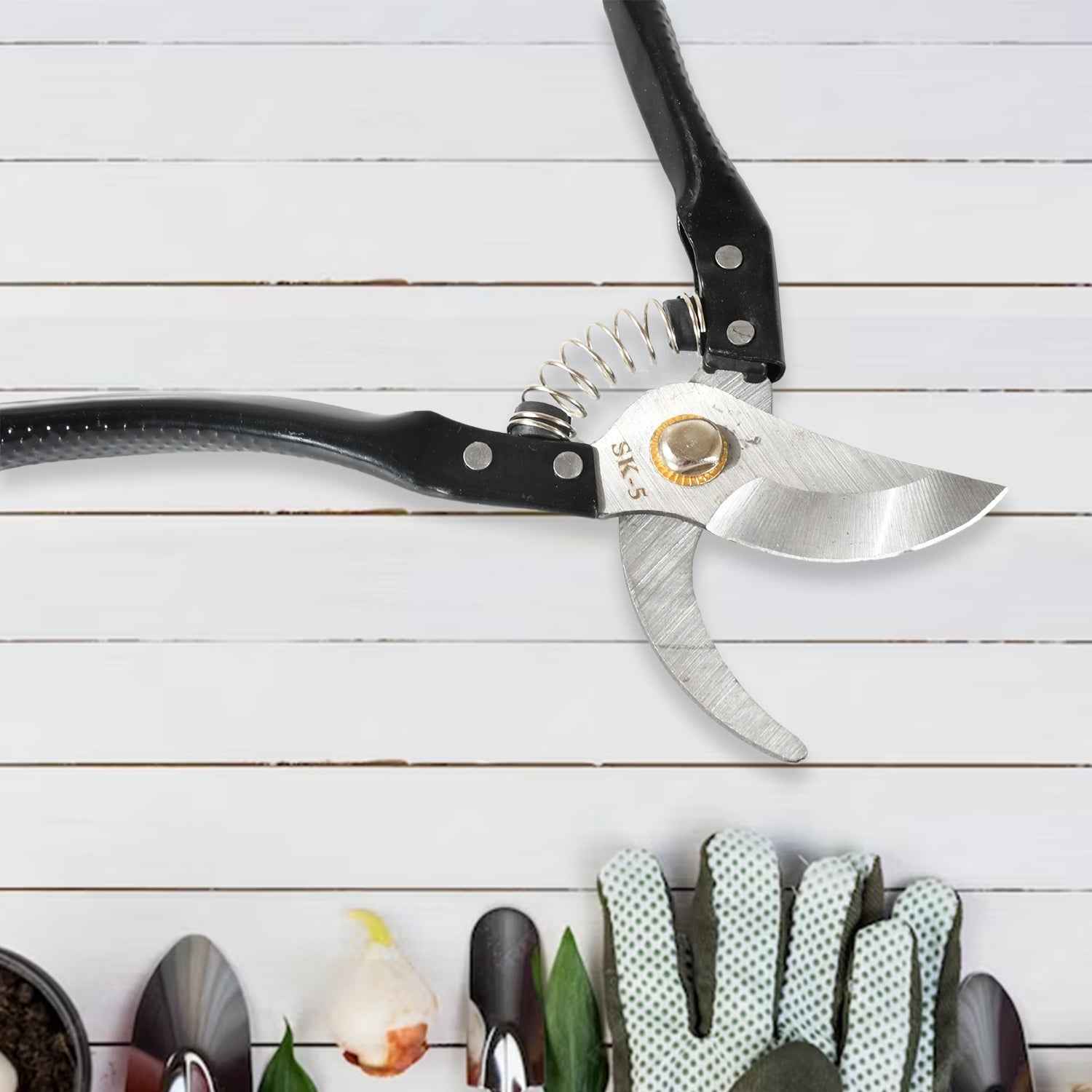 Garden Shears – High Carbon Steel Blades, Non-Slip Grip | Velvet Wipe
