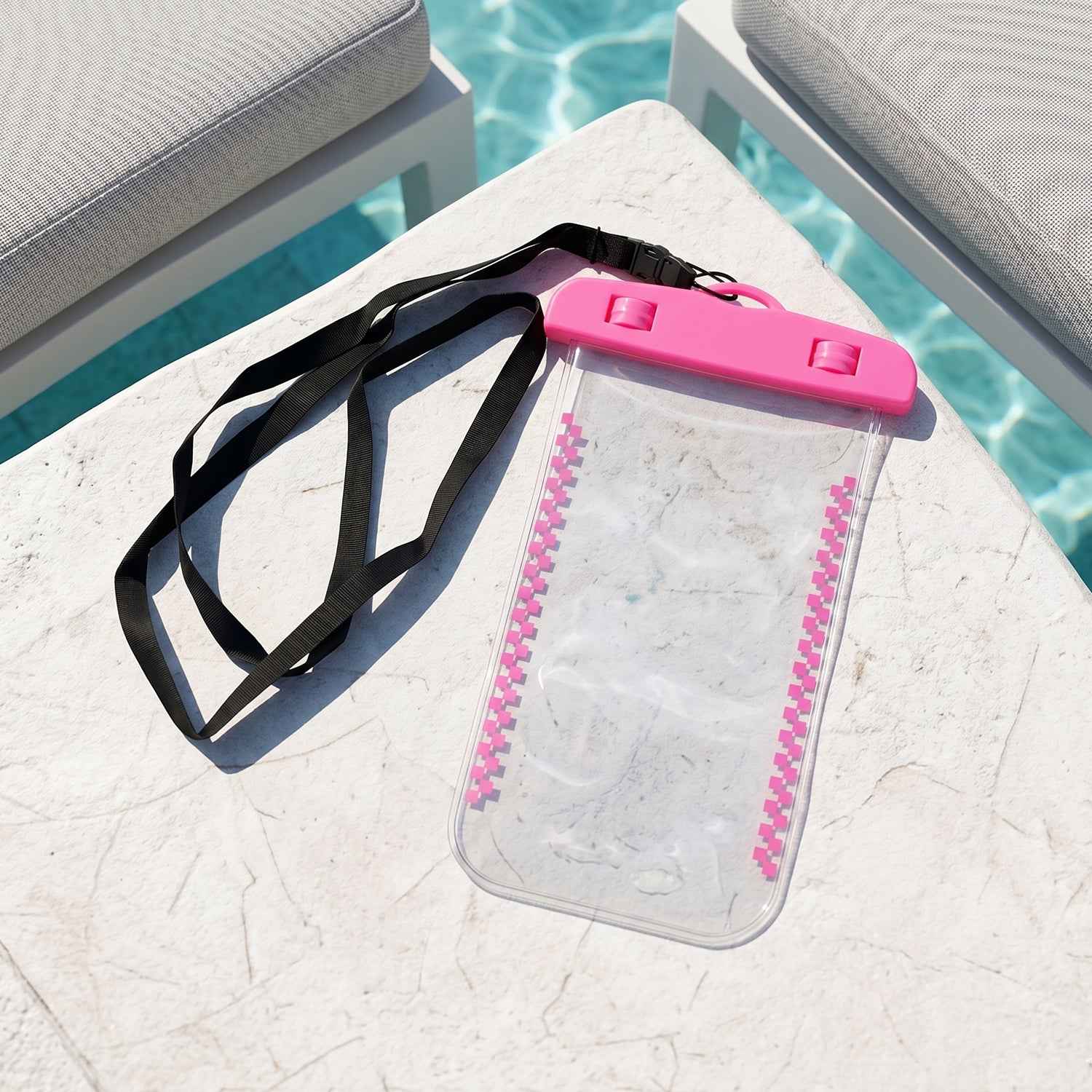 Waterproof Mobile Pouch Cover Ð Transparent & Secure with Lanyard