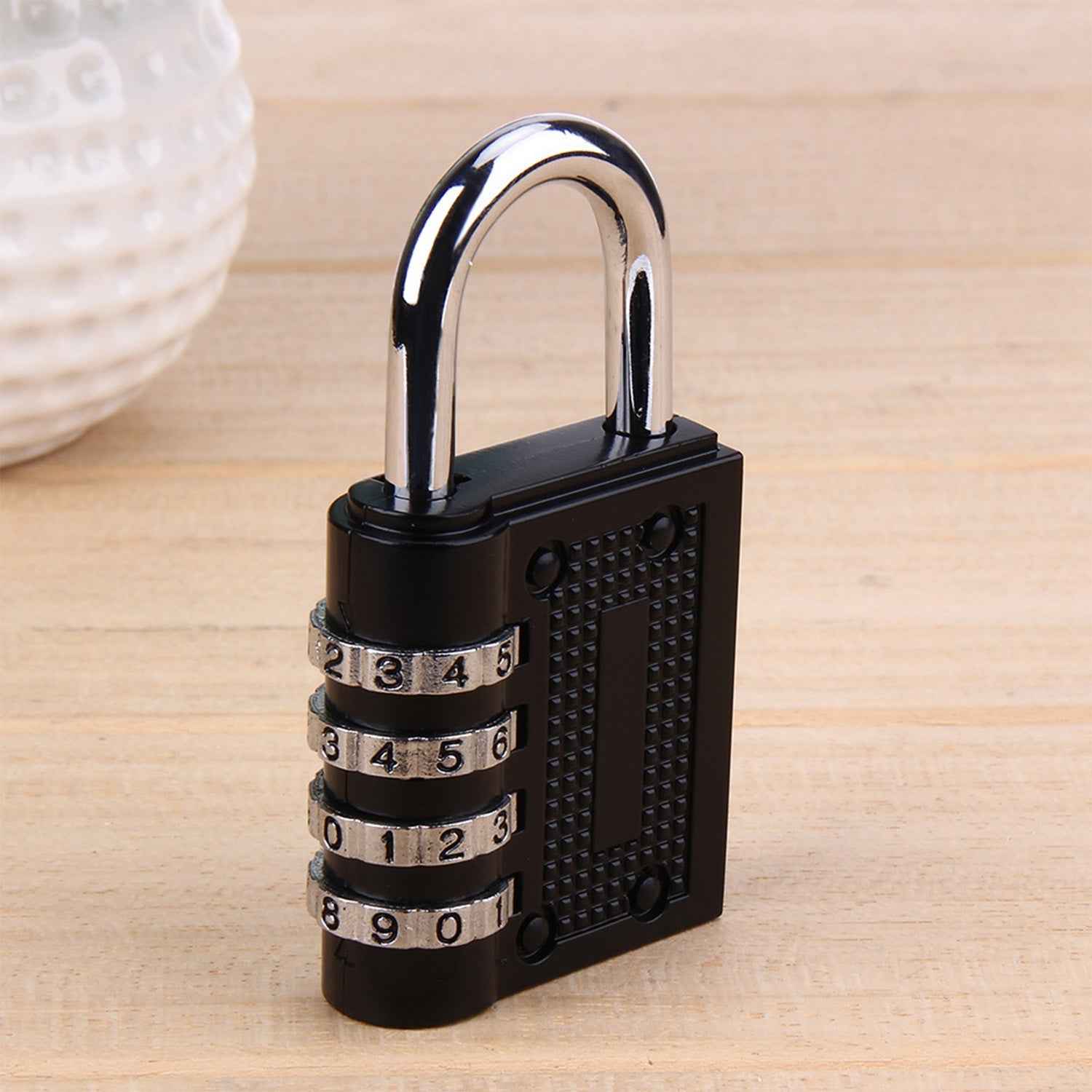 4-Digit Combination Lock – Resettable Security | AutoSafeo