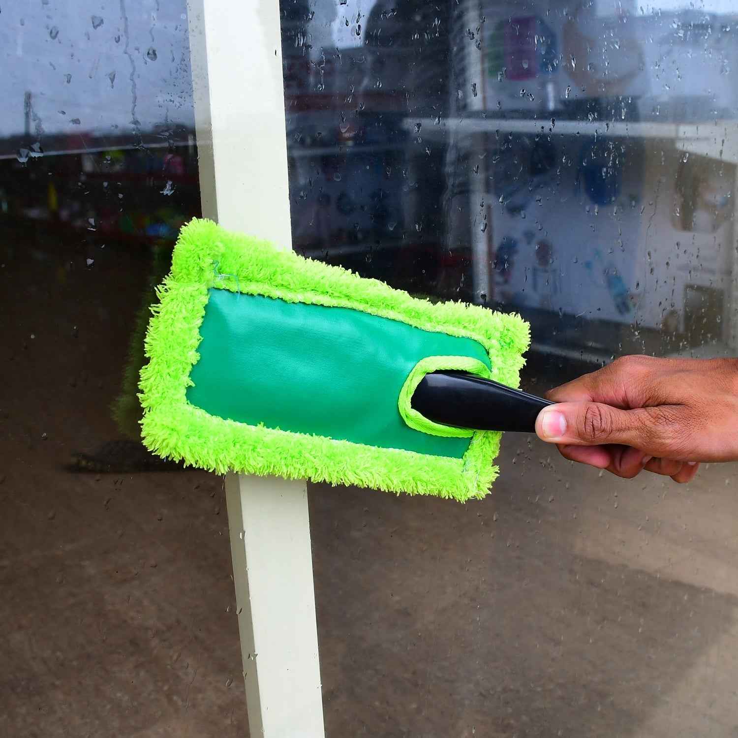 Car Cleaning Microfiber Duster – Large, Scratch-Free Telescopic | Velvet Wipe