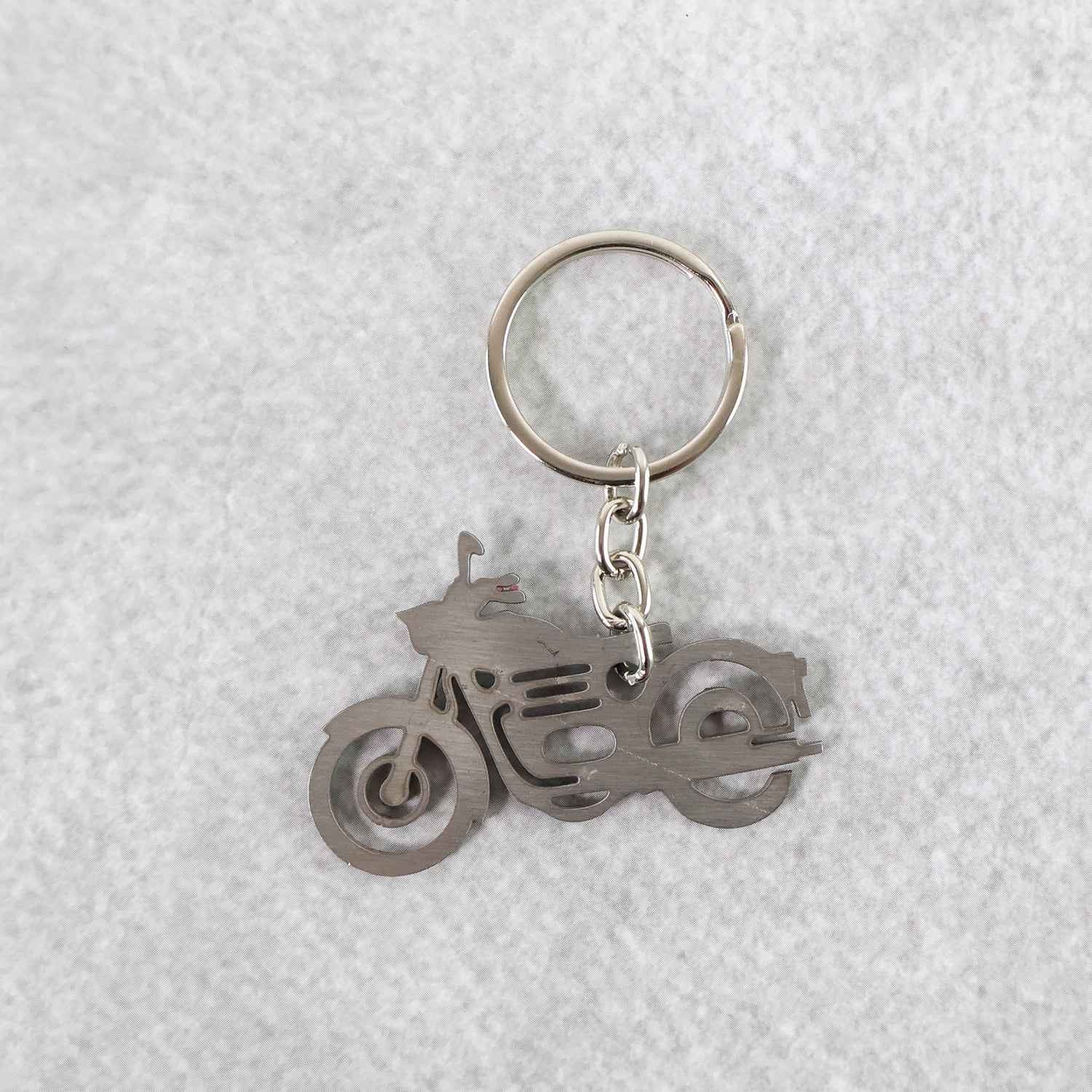 Motorcycle Keychain – Durable Metal Silhouette for Indian Riders