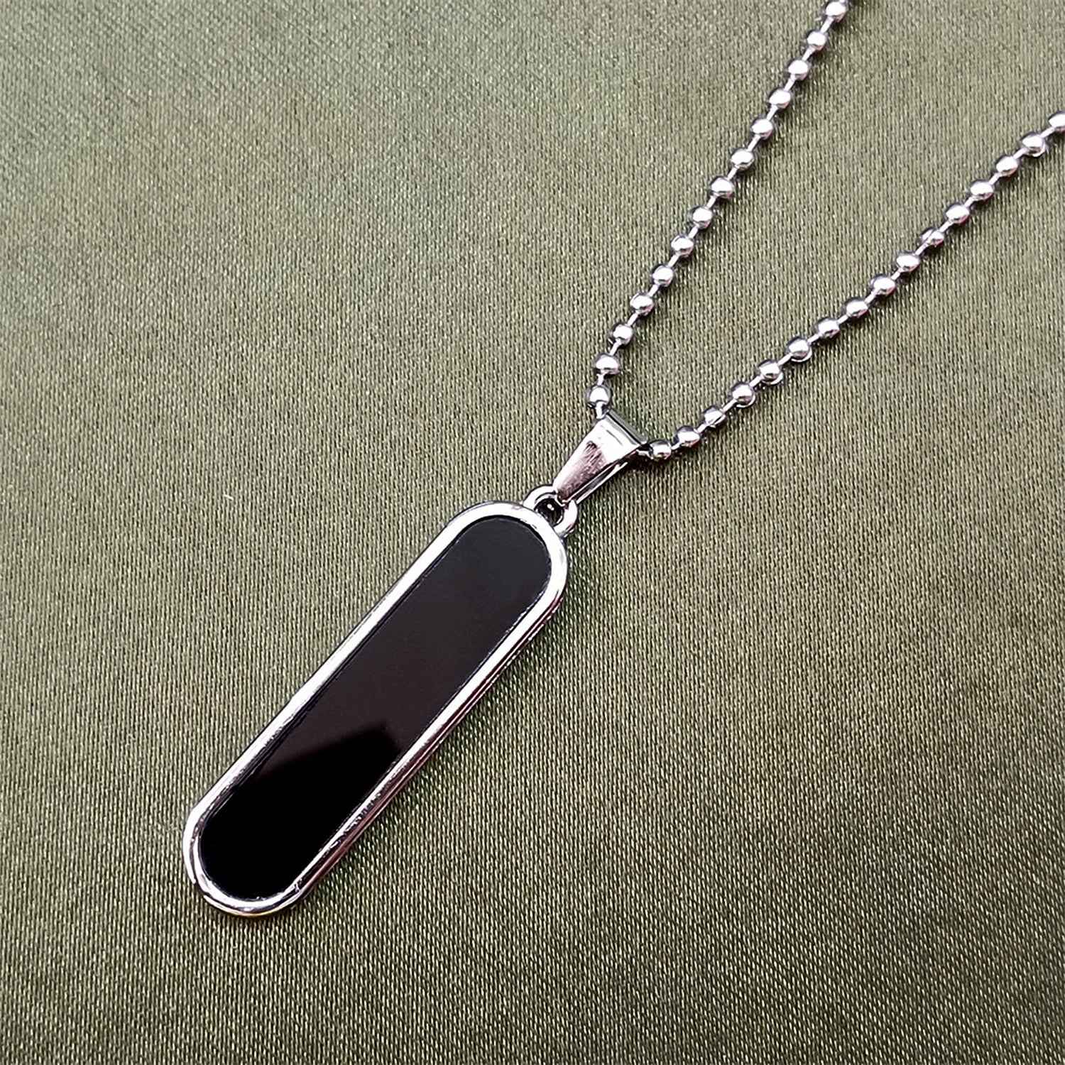 Minimalist Bar Pendant Necklace – Sleek Lightweight Chain