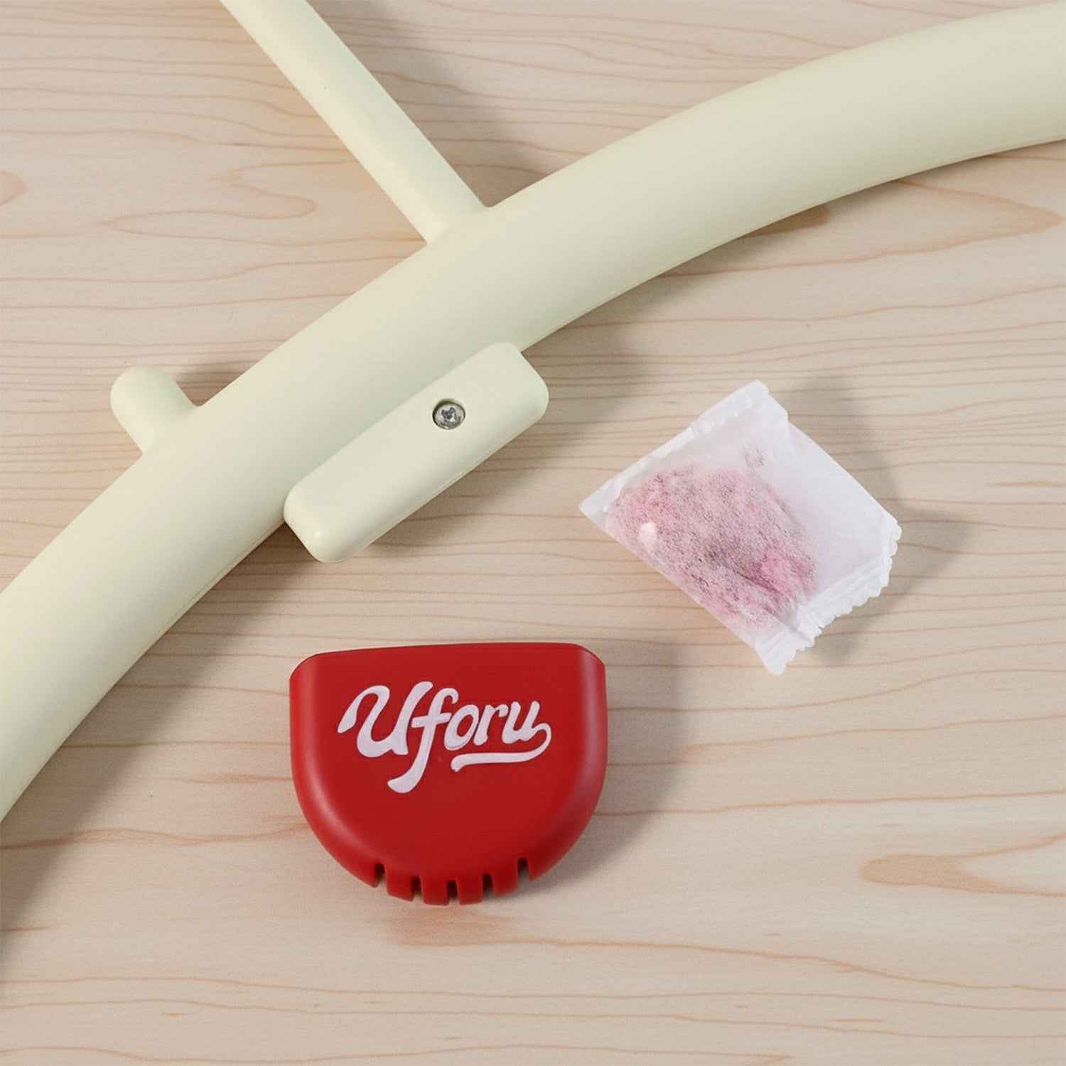 Anti-Slip Plastic Clothes Hanger with Fragrance Holder – Organize Your Wardrobe
