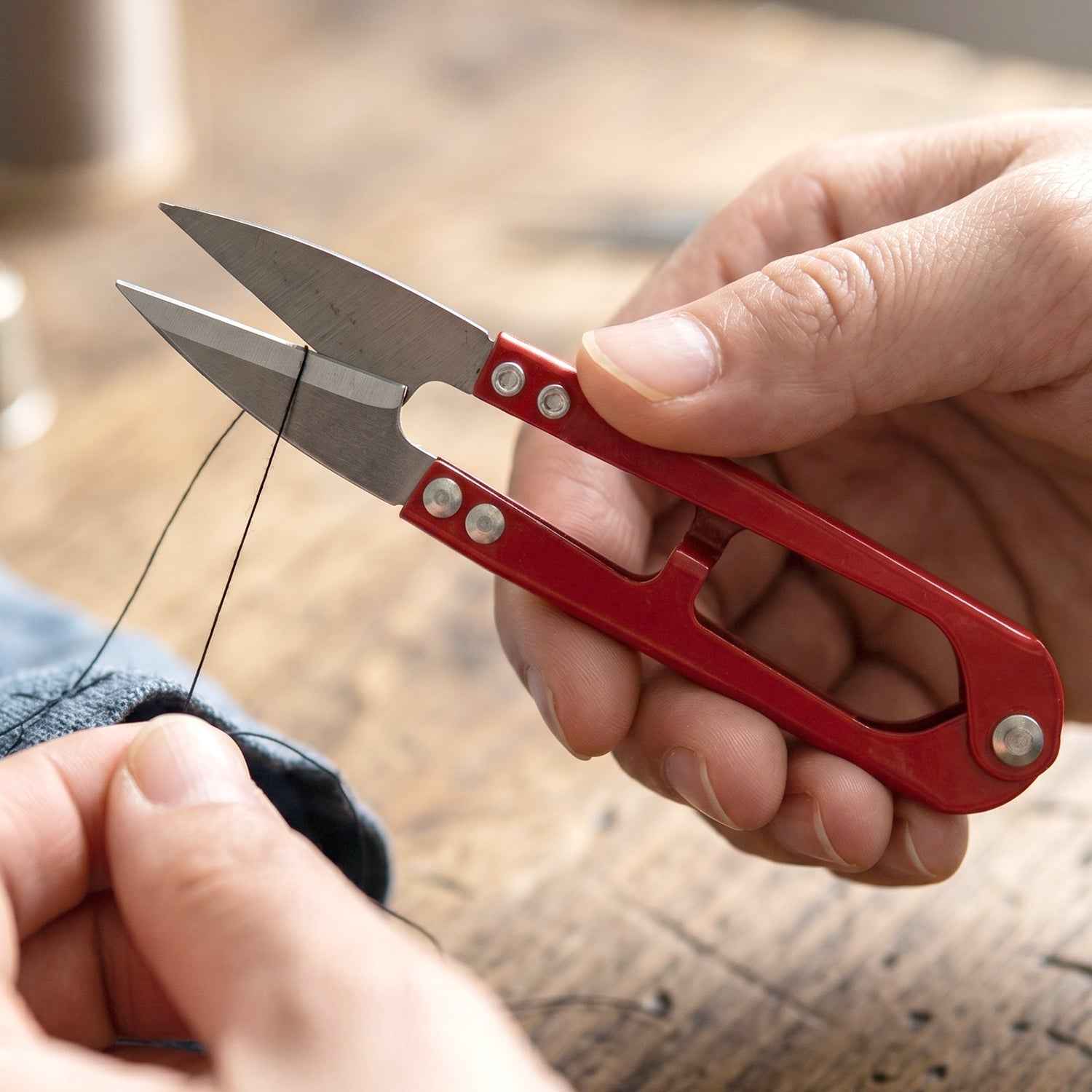 Thread Cutter Snip Scissors – Sharp Precision Cutting Tool