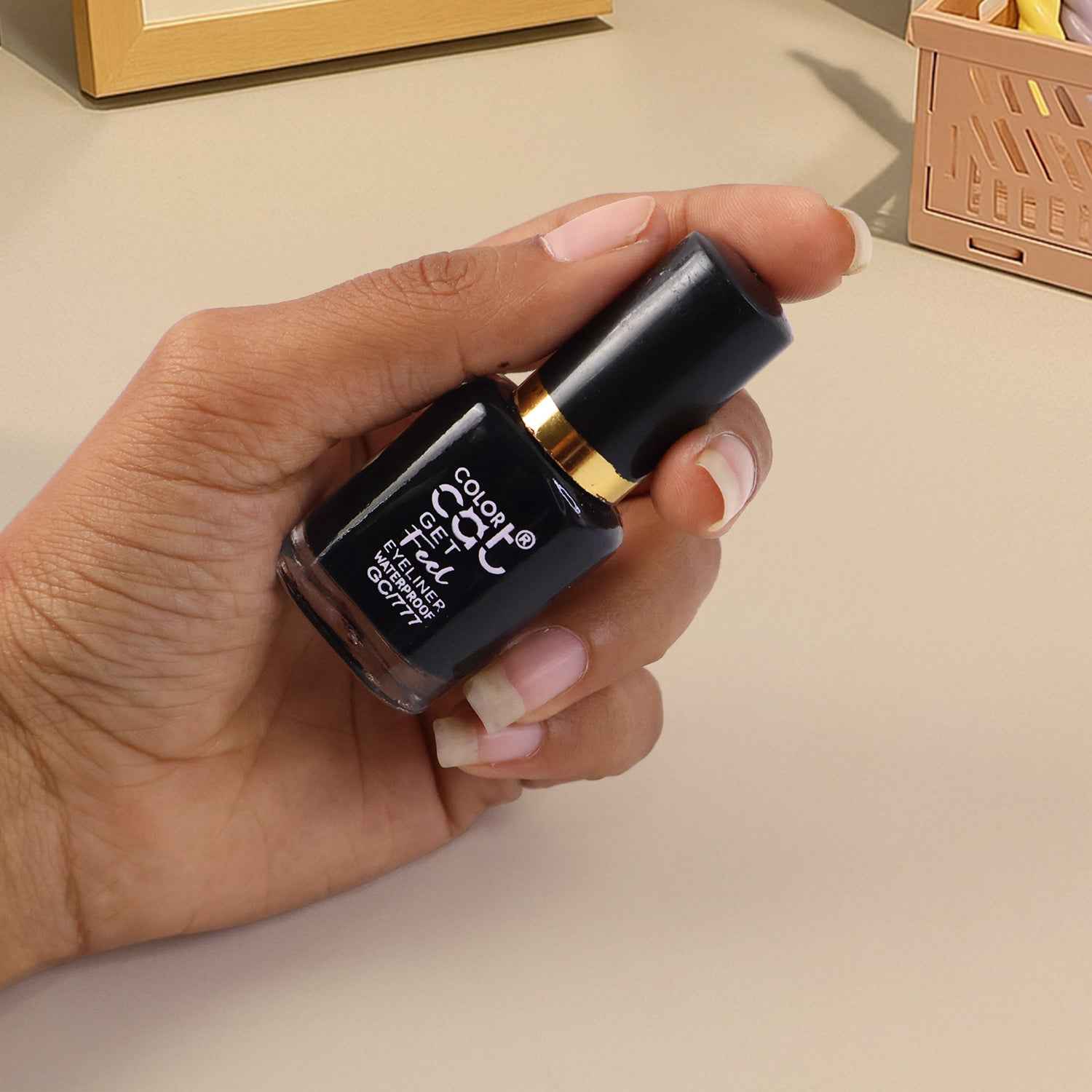 Waterproof Eyeliner – Ultra-Black, Long-Lasting Definition